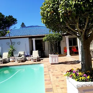 Dolphin Blouberg Guest house